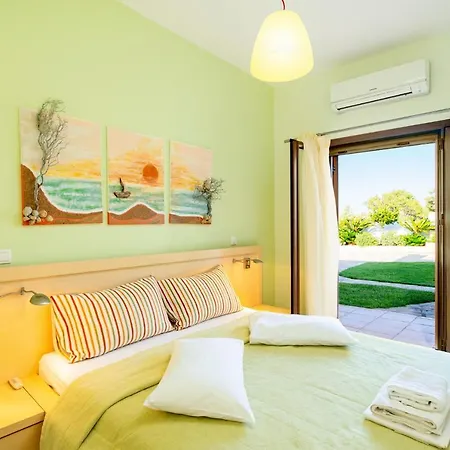 Georgia'S Apartments Kouremenos Beach Anevato Extérieur photo